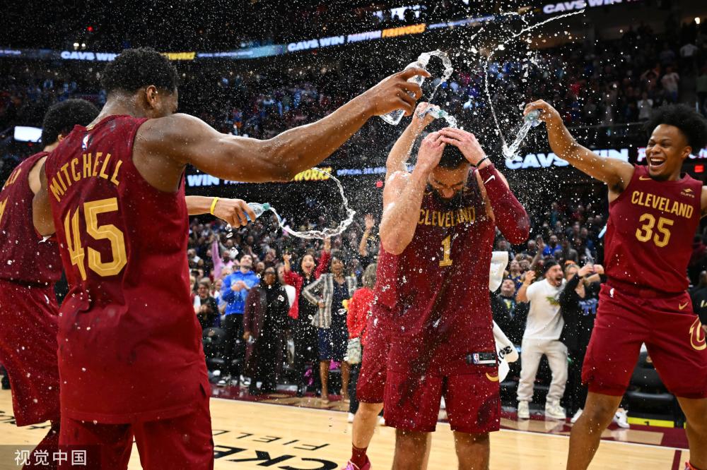 她在快节奏 她在快节奏