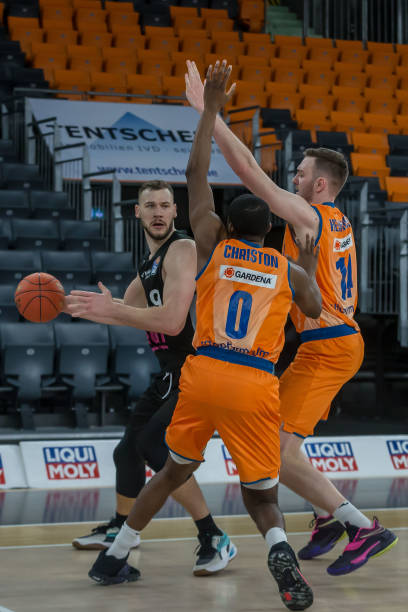 队合作与战 队合作与战