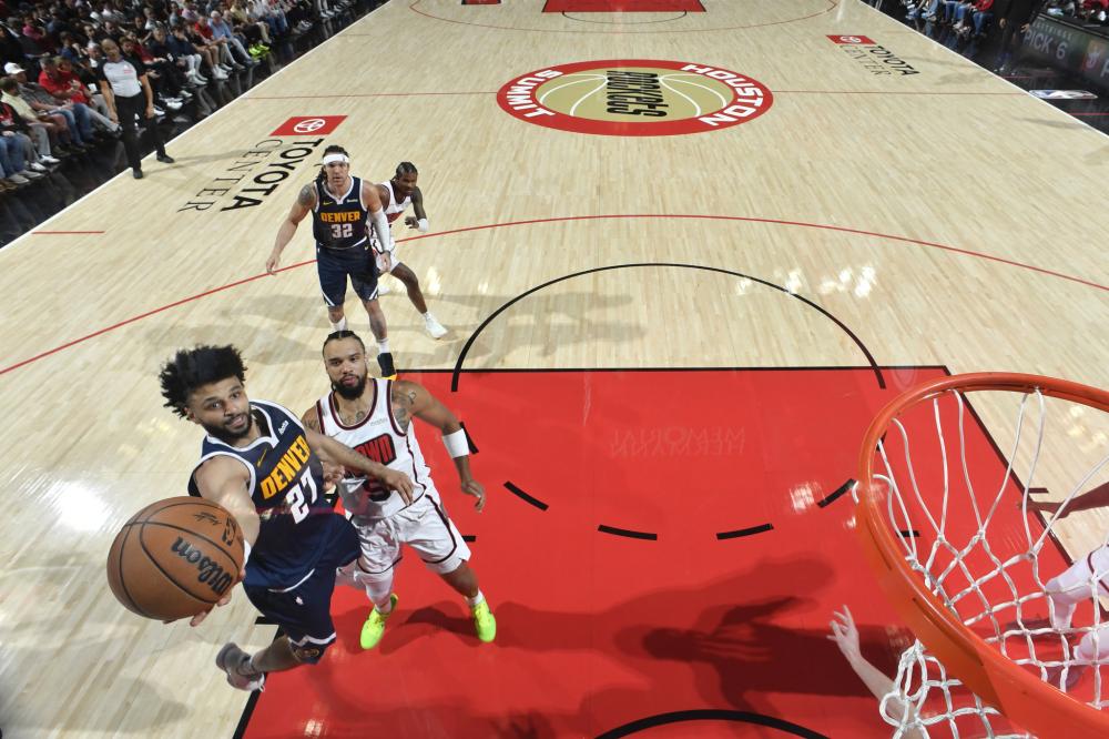 现深深吸引 现深深吸引