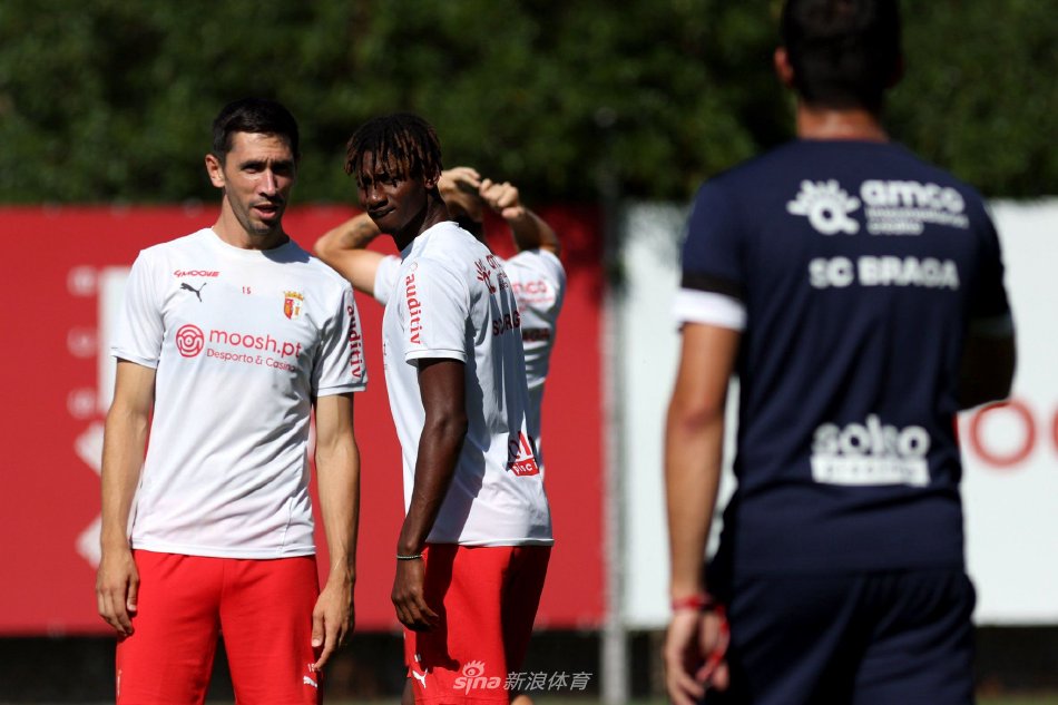 讓基層教練 讓基層教練